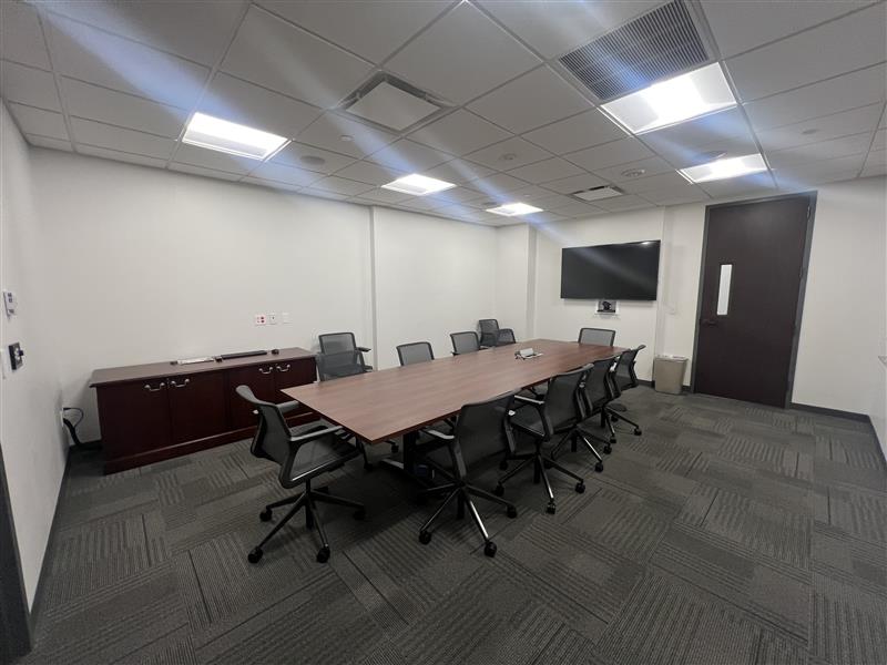 View of Conference room Zoom Certified 302.45